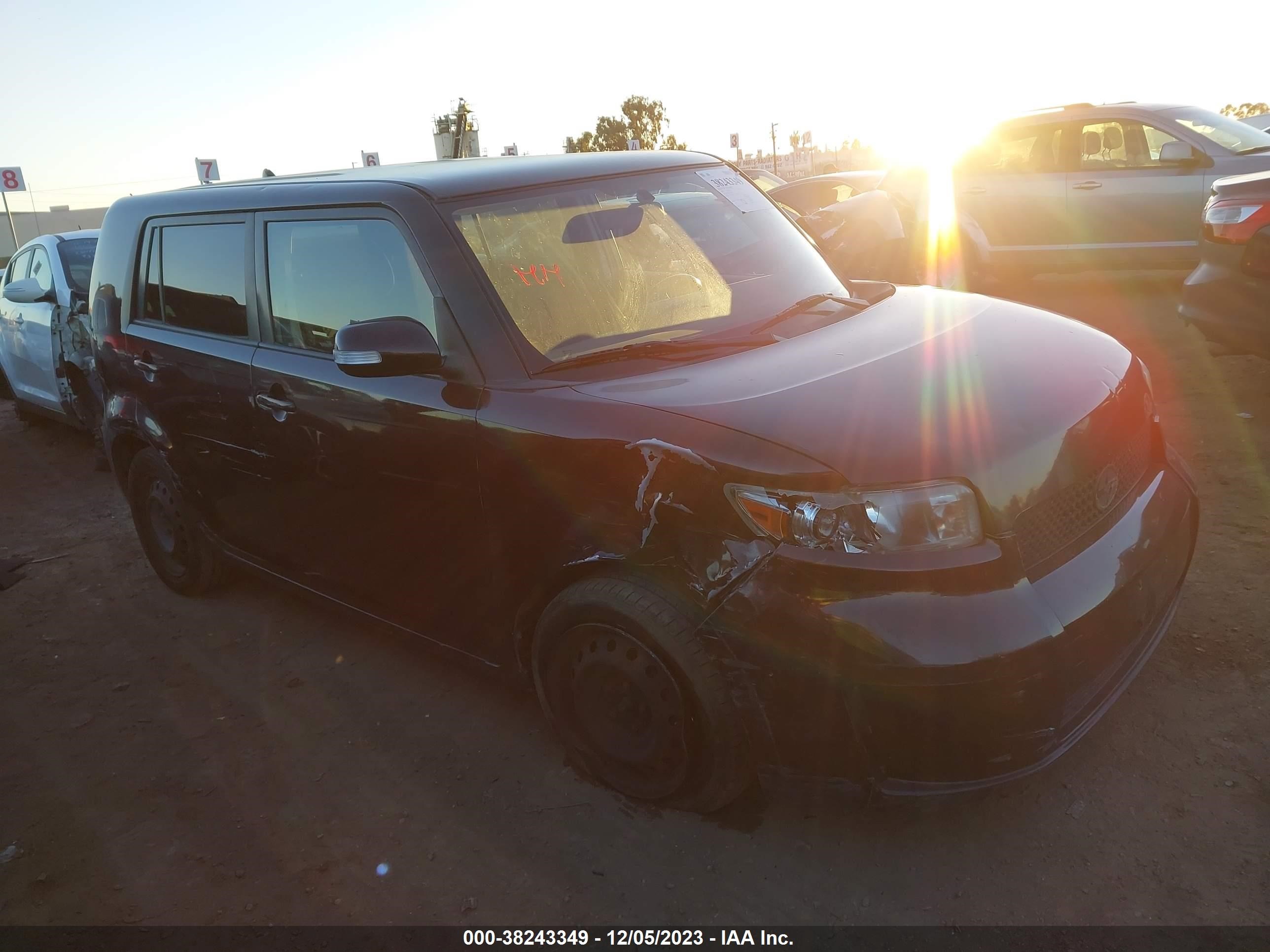 SCION XB 2008 jtlke50e681038975