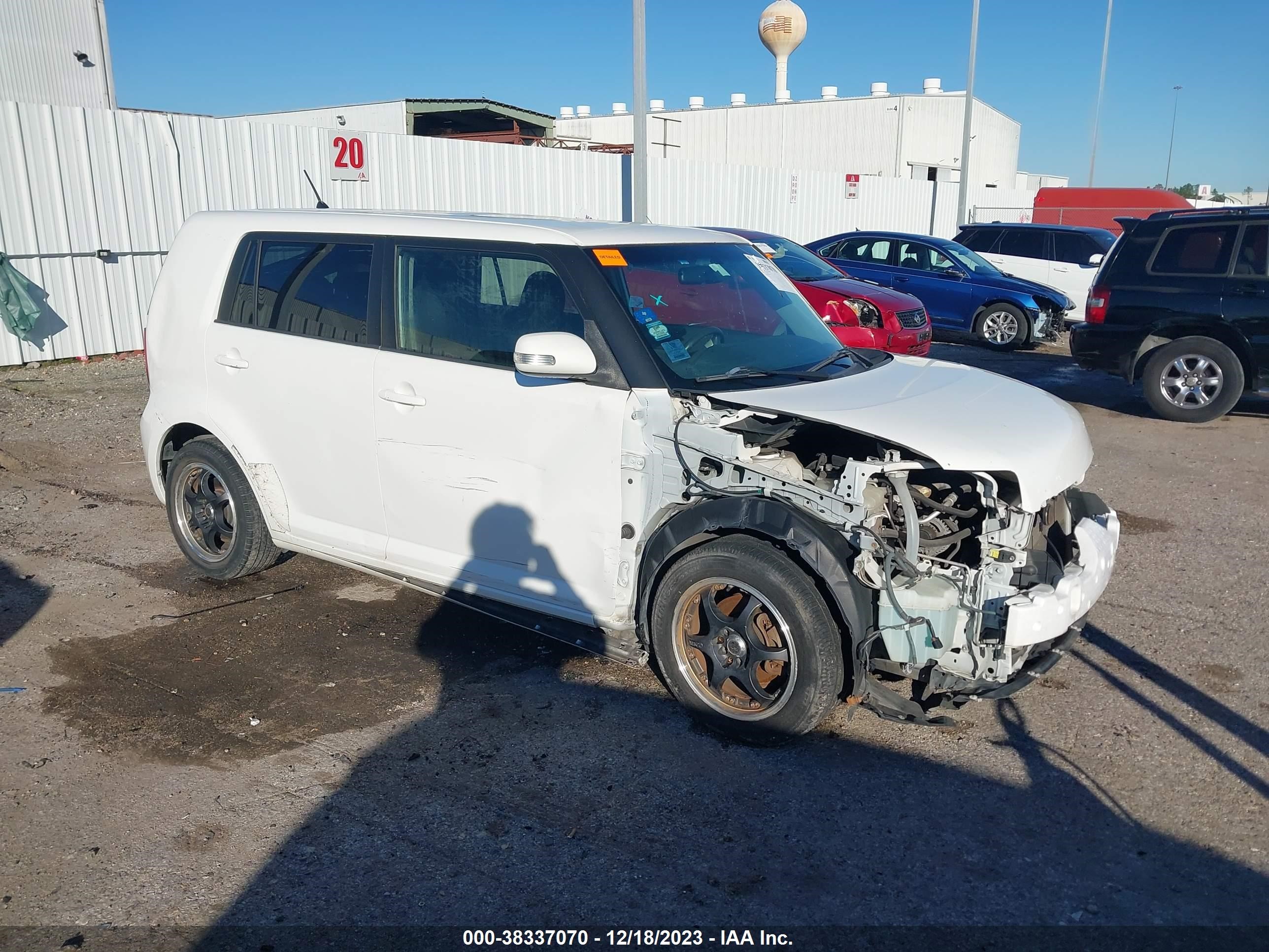 SCION XB 2008 jtlke50e981030790