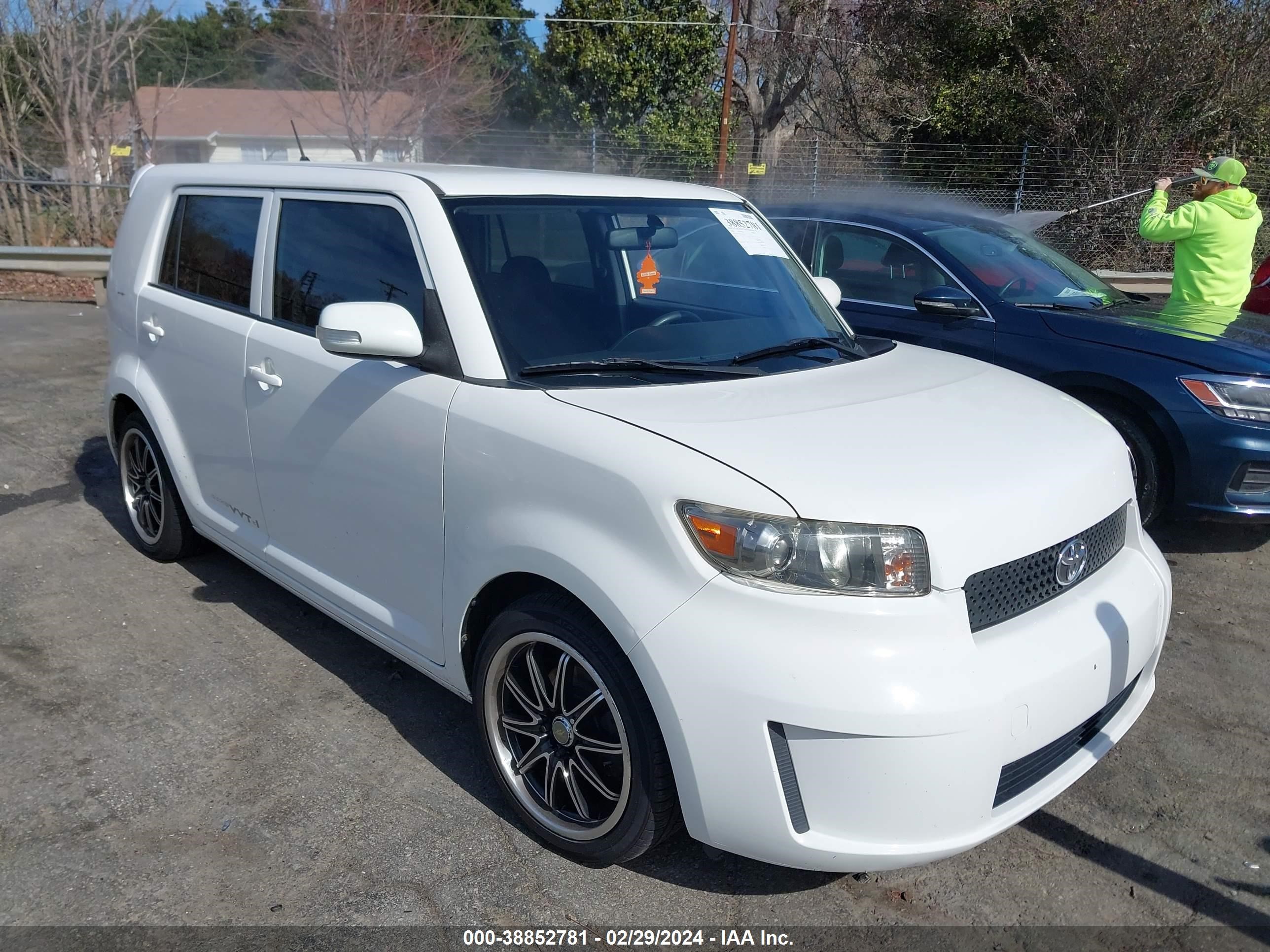 SCION XB 2008 jtlke50ex81035321