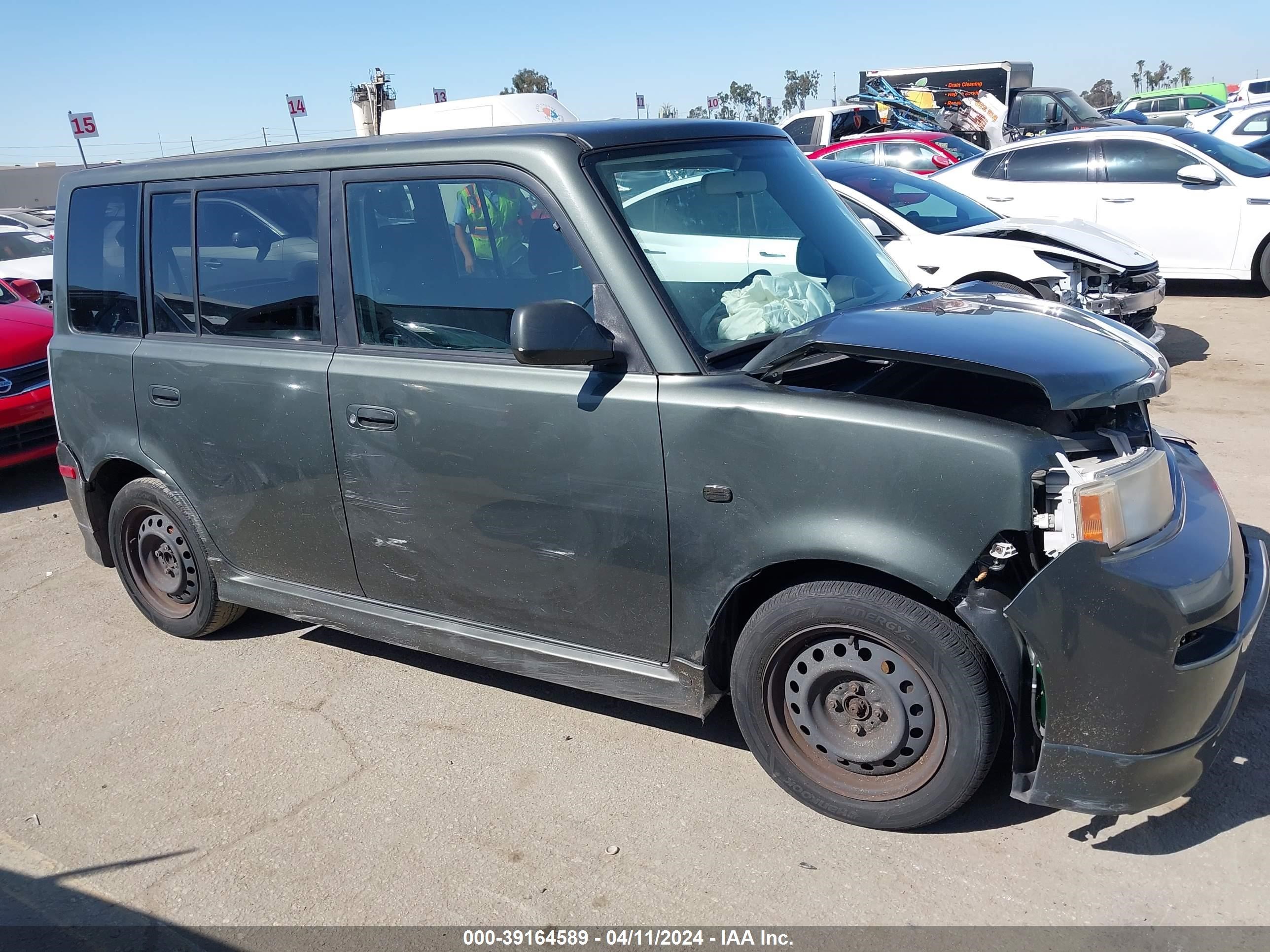 SCION XB 2005 jtlkt324154029870