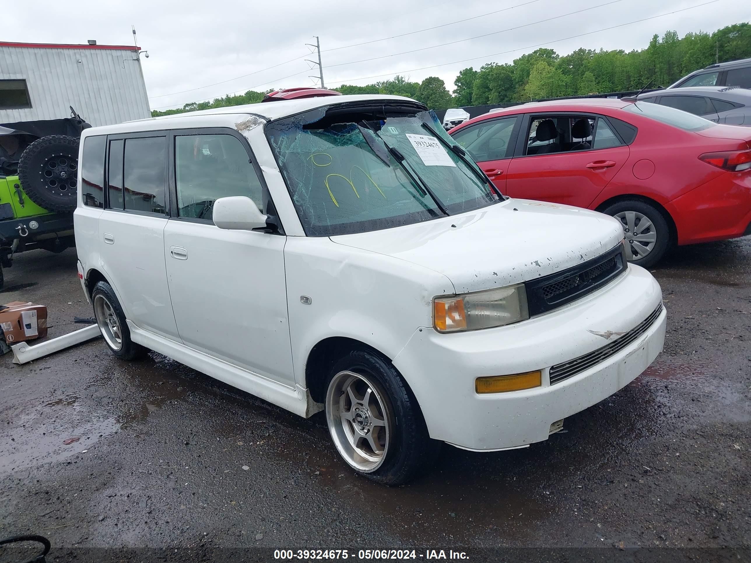 SCION XB 2005 jtlkt324754009266