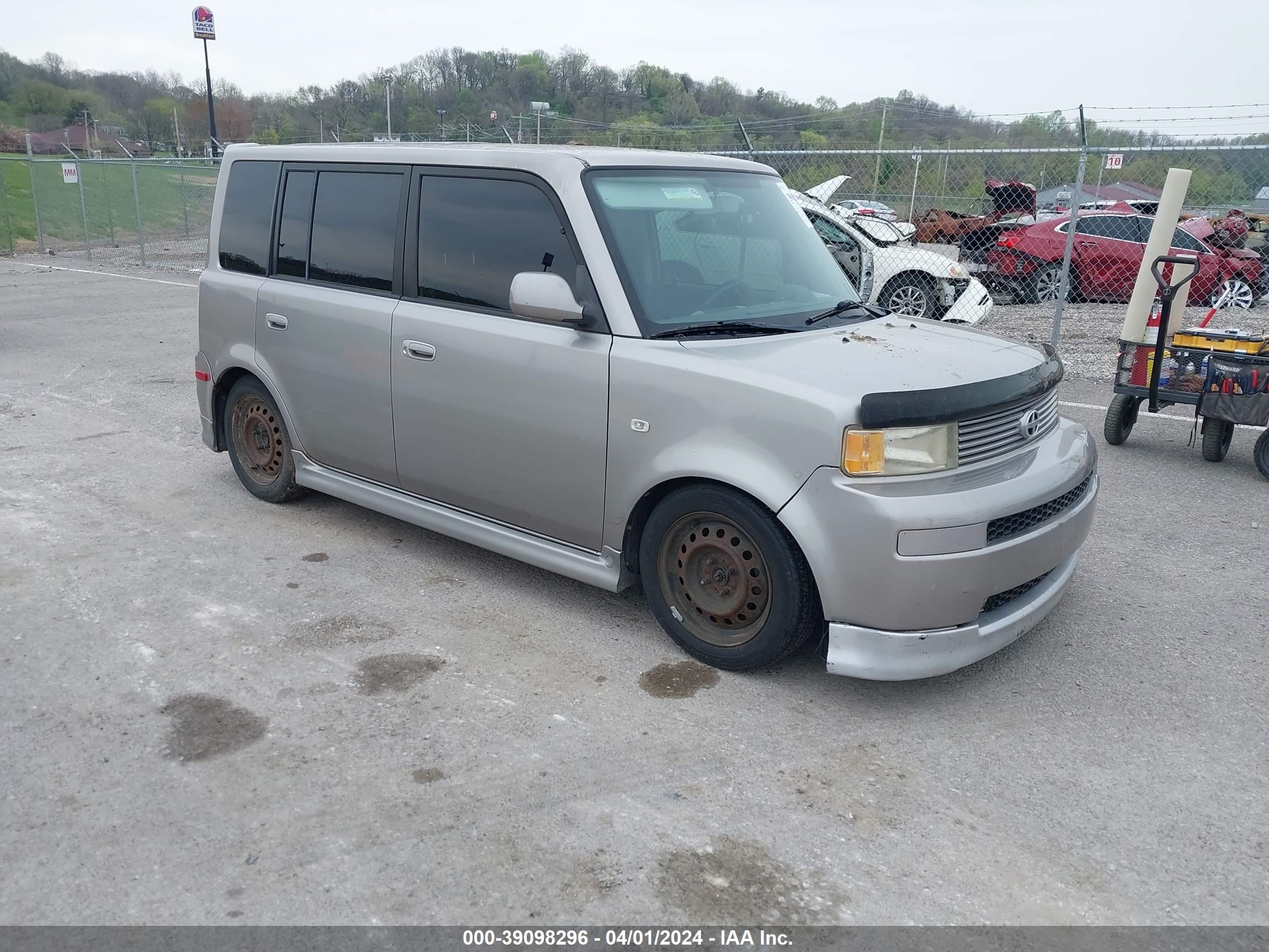 SCION XB 2005 jtlkt324950174470