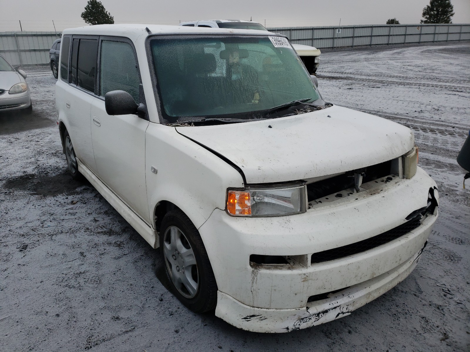 TOYOTA SCION XB 2004 jtlkt324x40131710