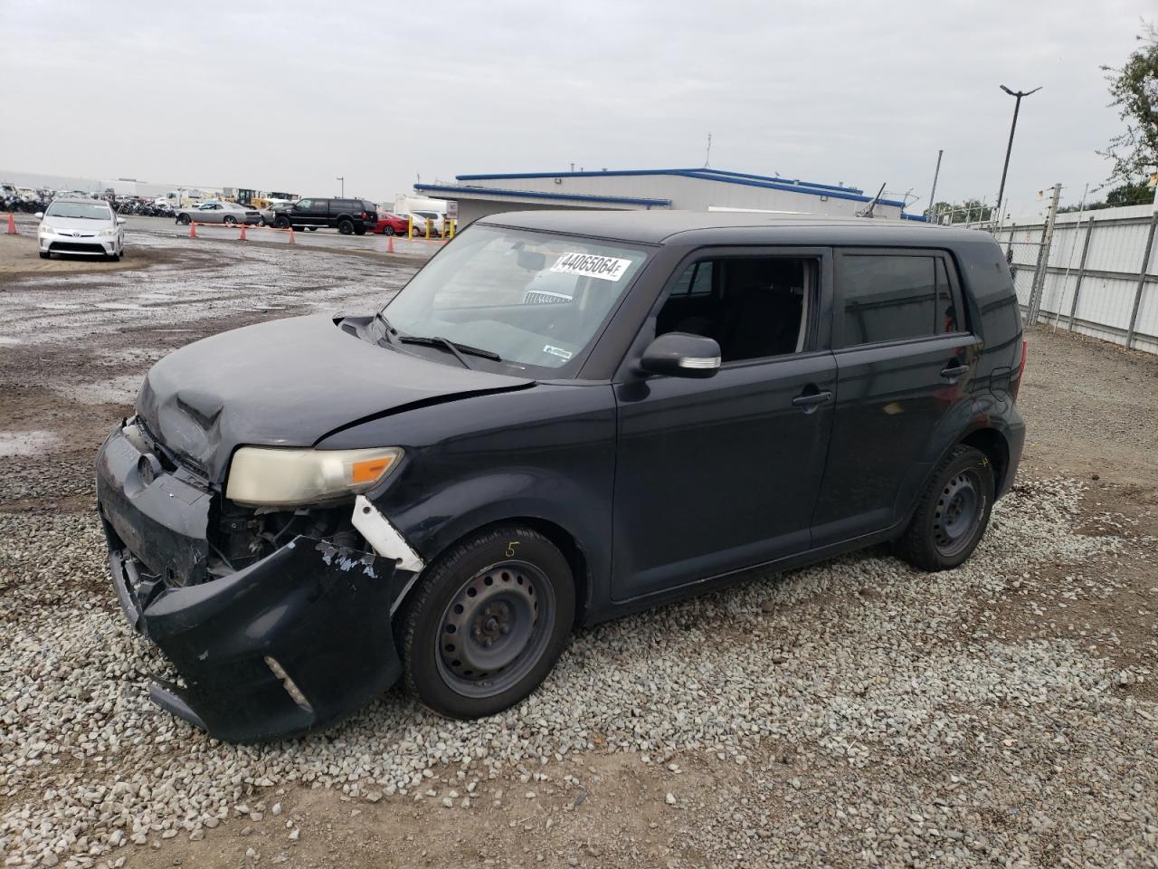 SCION XB 2015 jtlze4fe0fj069930