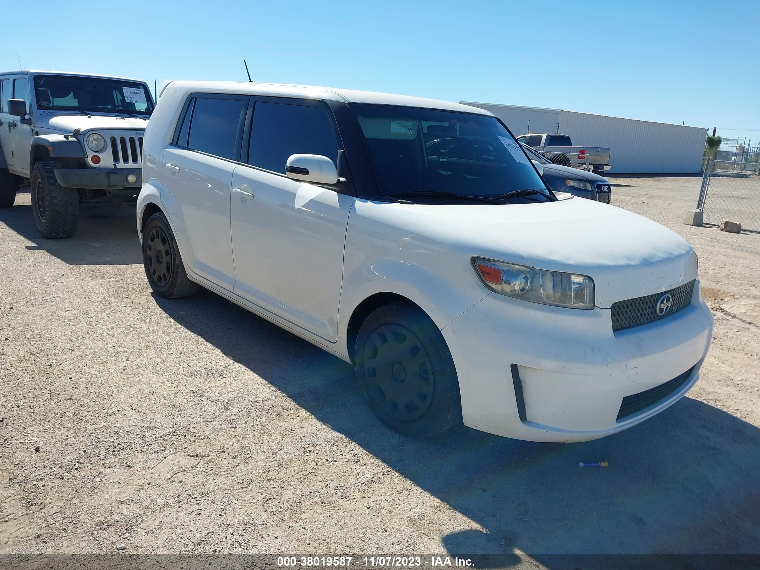 SCION XB 2010 jtlze4fe6a1115611