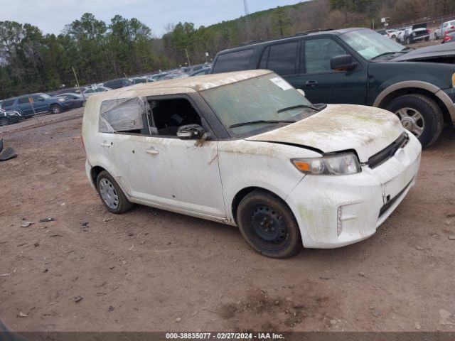 SCION XB 2014 jtlze4fe6ej061989