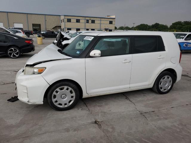 TOYOTA SCION 2015 jtlze4fe6fj072086