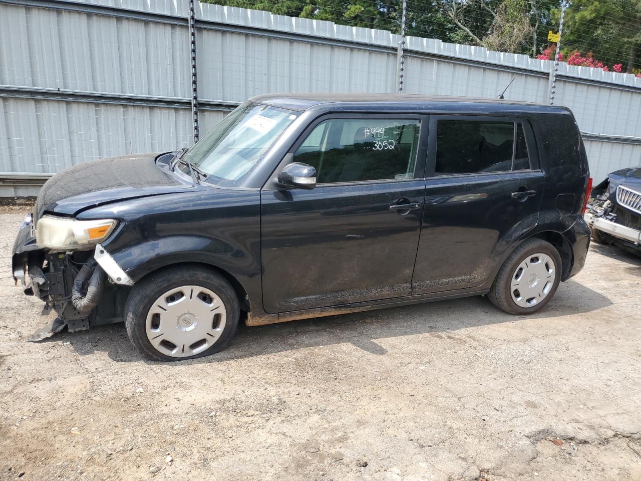 SCION XB 2011 jtlze4fe7b1133052