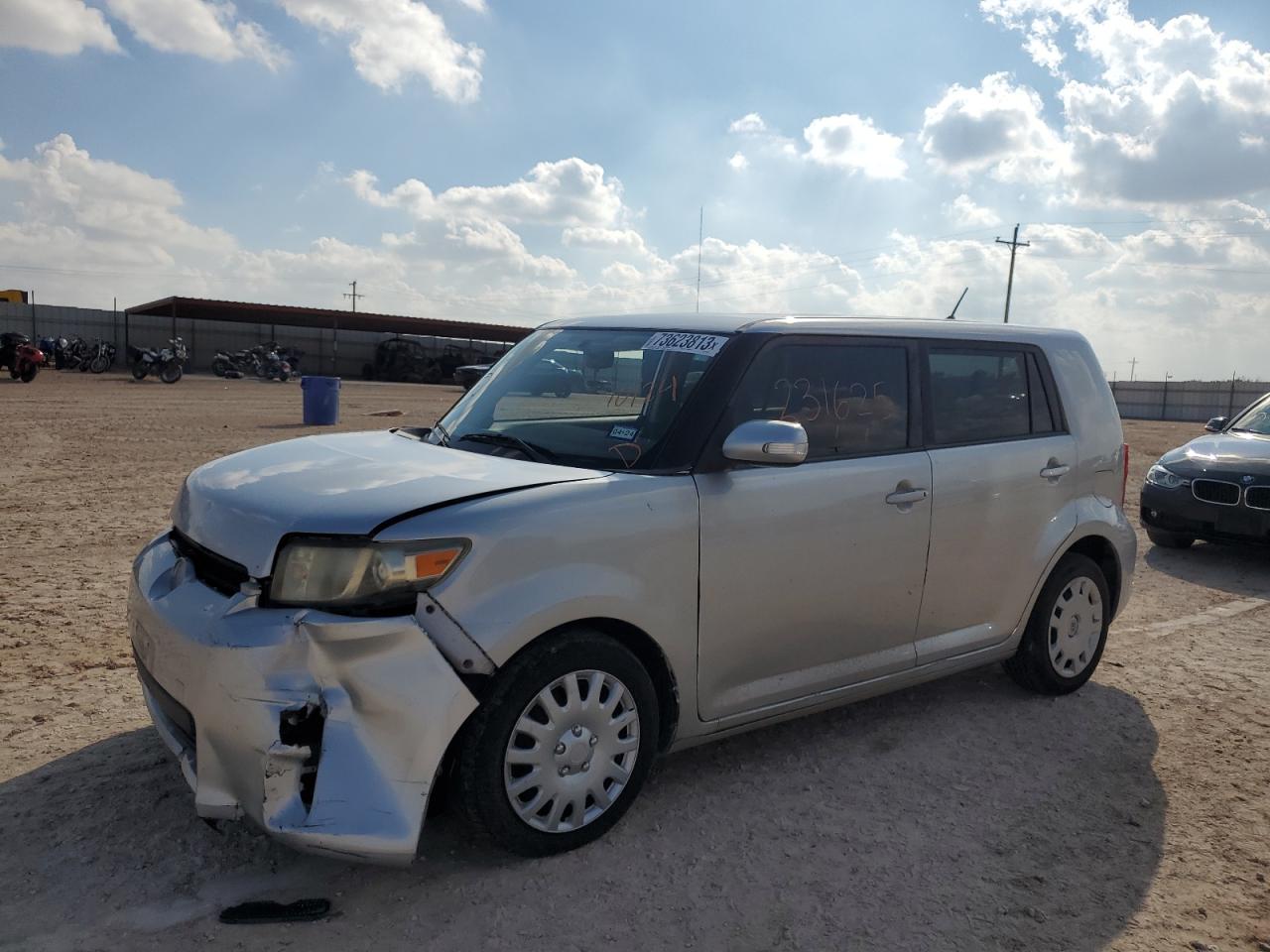 SCION XB 2012 jtlze4fe9cj017109