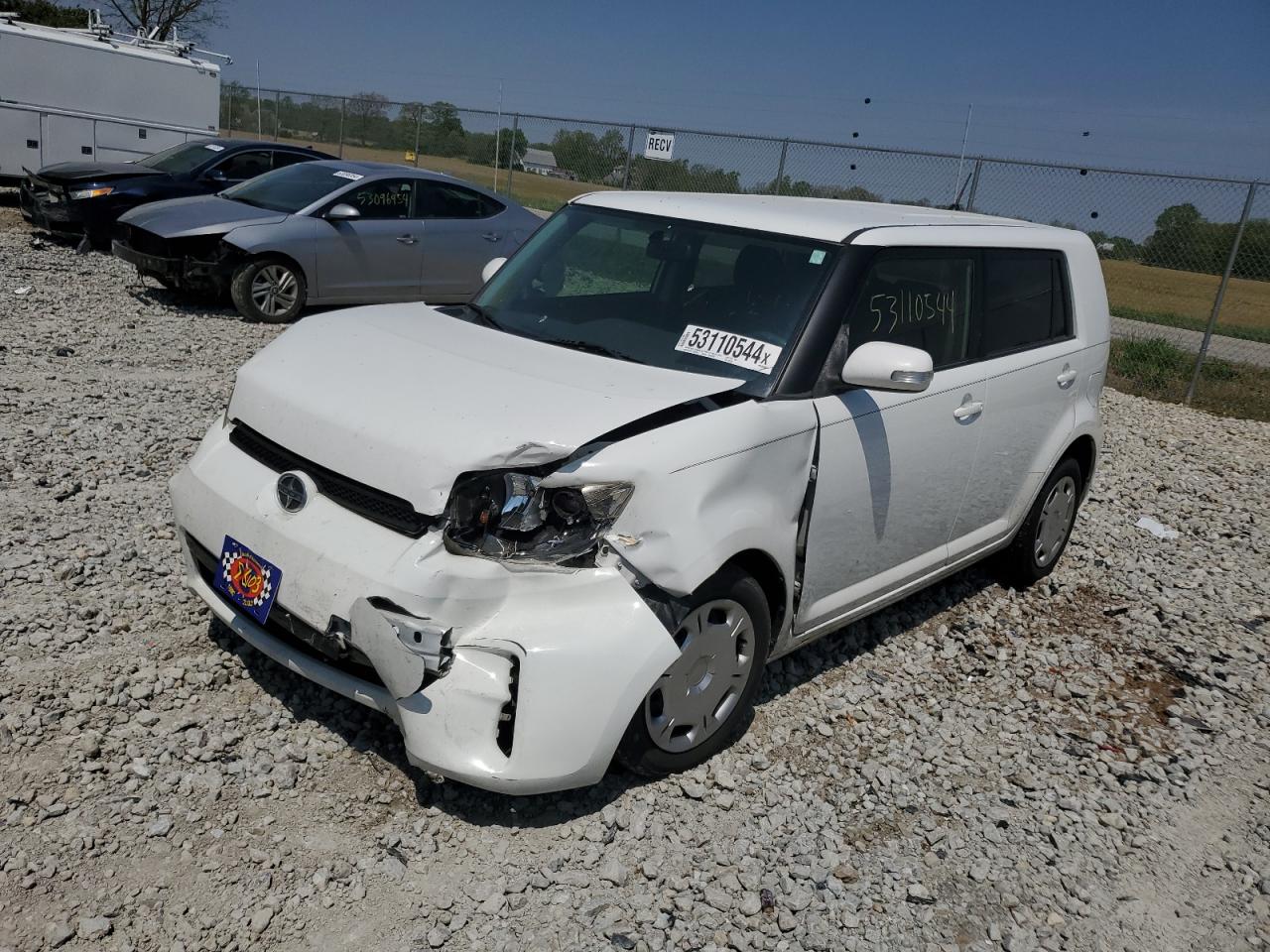 TOYOTA CAMRY 2014 jtlze4fe9ej065230