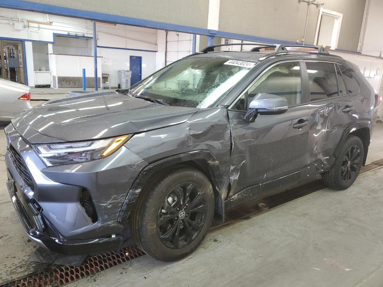 TOYOTA RAV 4 2024 jtm16rfv0rd122244