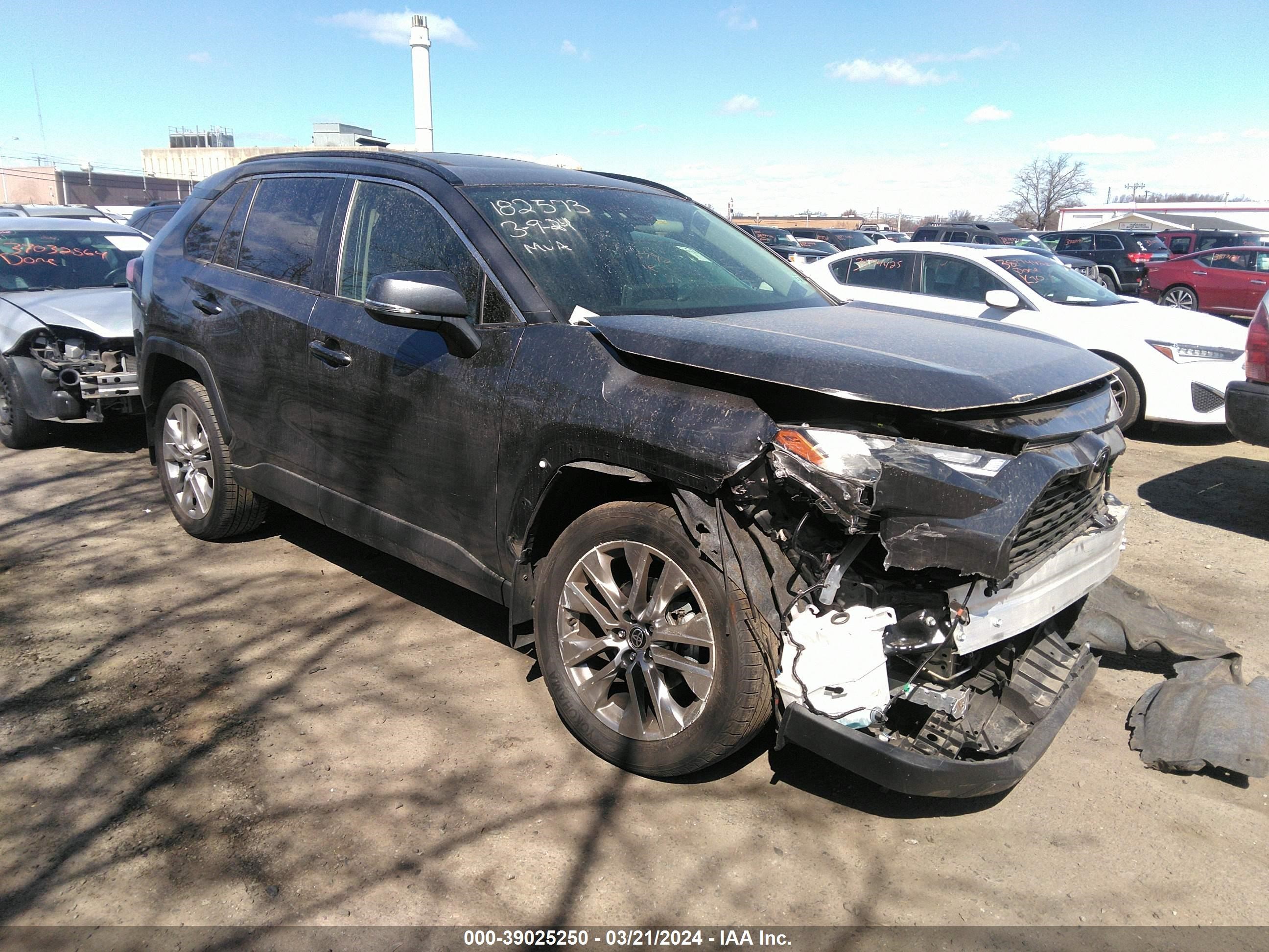 TOYOTA RAV 4 2023 jtma1rfv8pj041456