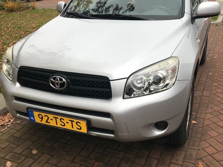 TOYOTA RAV4 2007 jtmba33v306042819