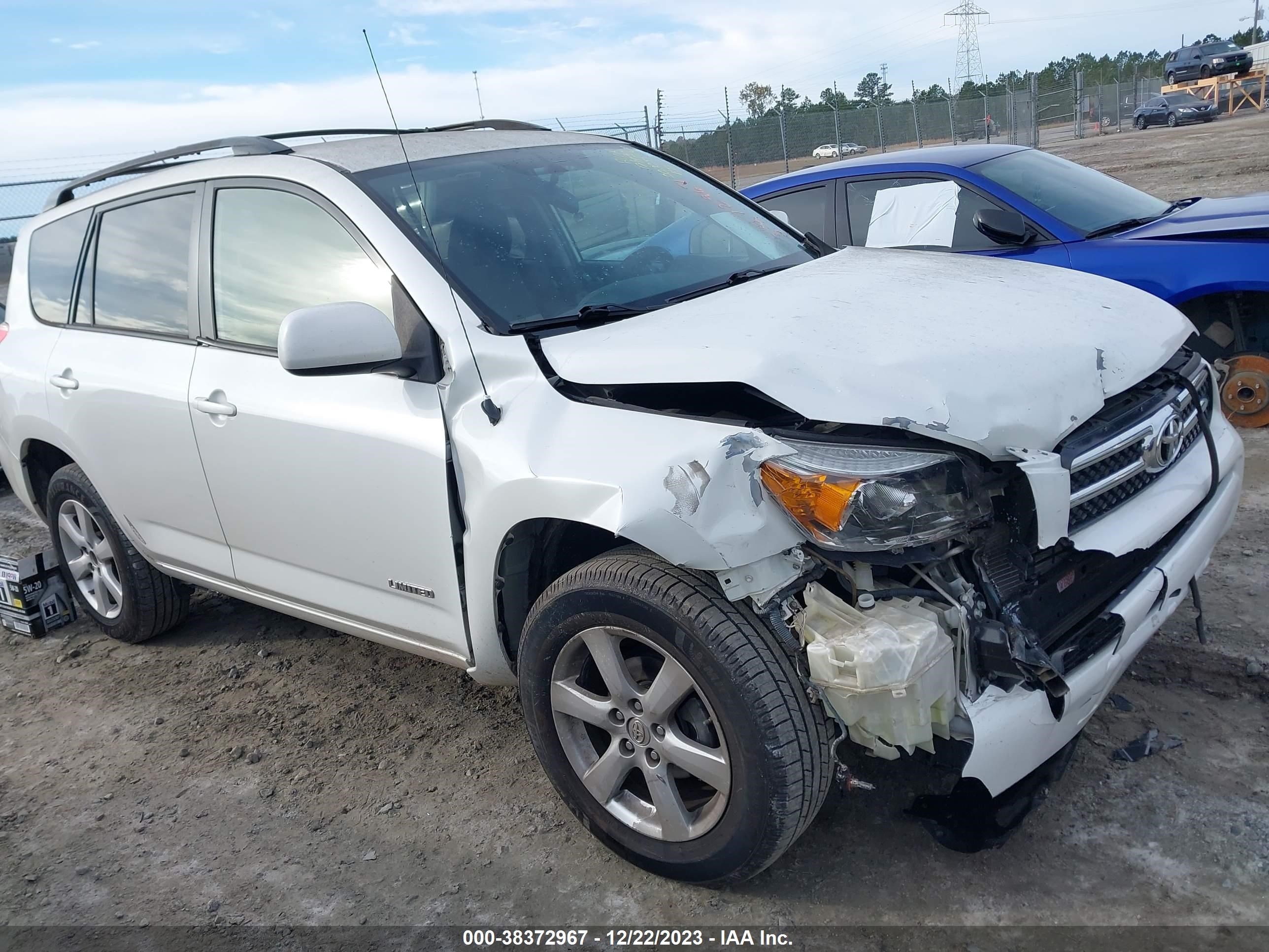 TOYOTA RAV 4 2008 jtmbd31v485160227