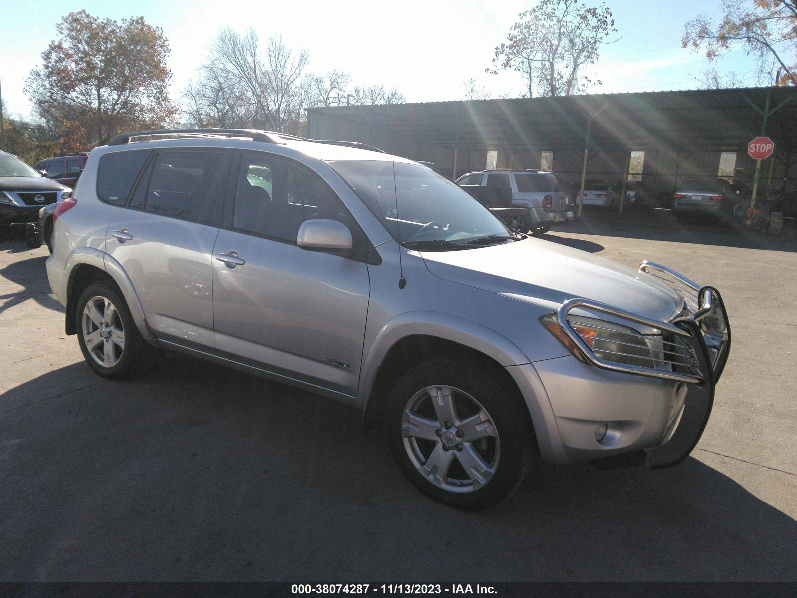 TOYOTA RAV 4 2008 jtmbd32v686087208