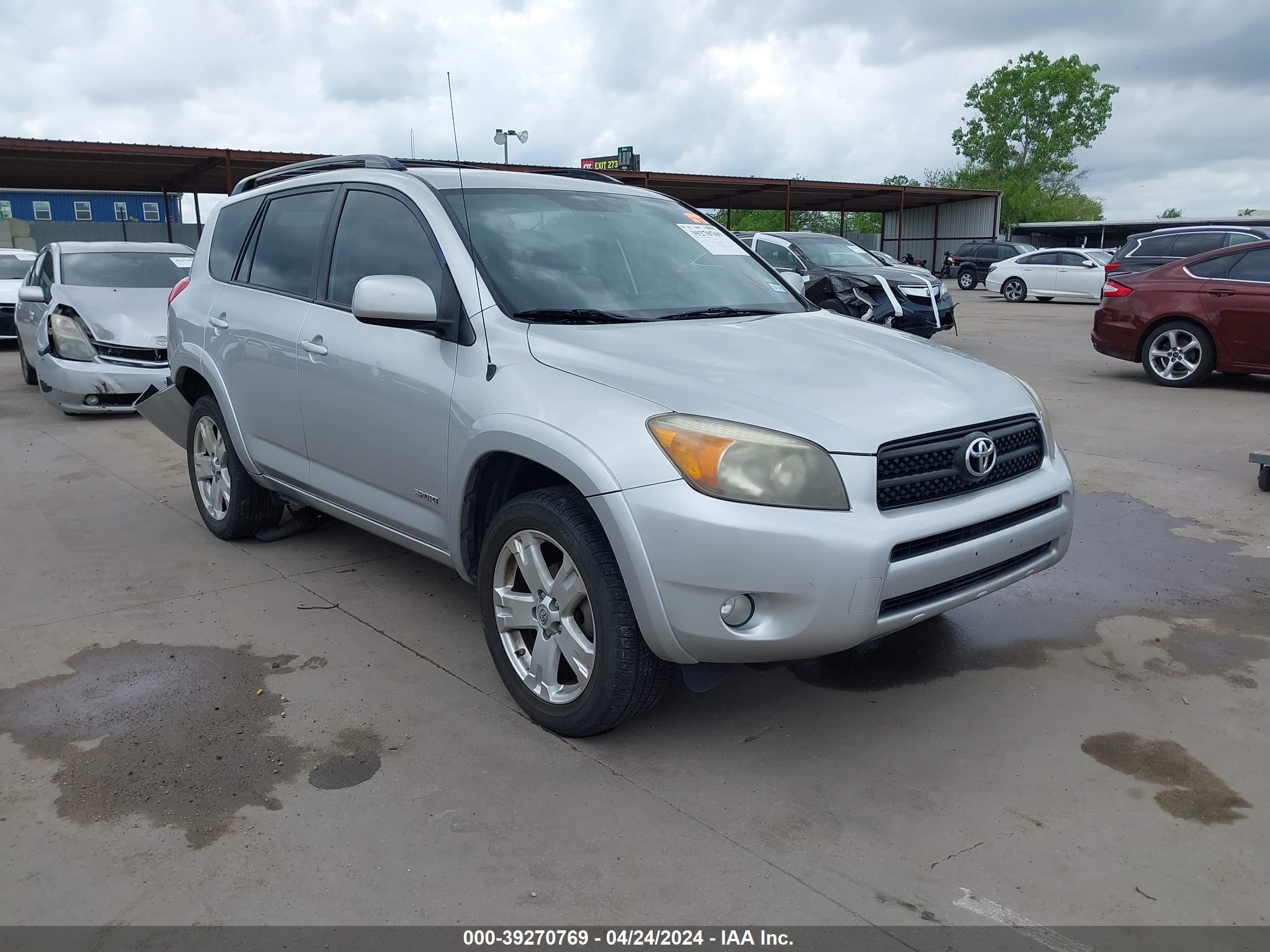 TOYOTA RAV 4 2008 jtmbd32v885210920