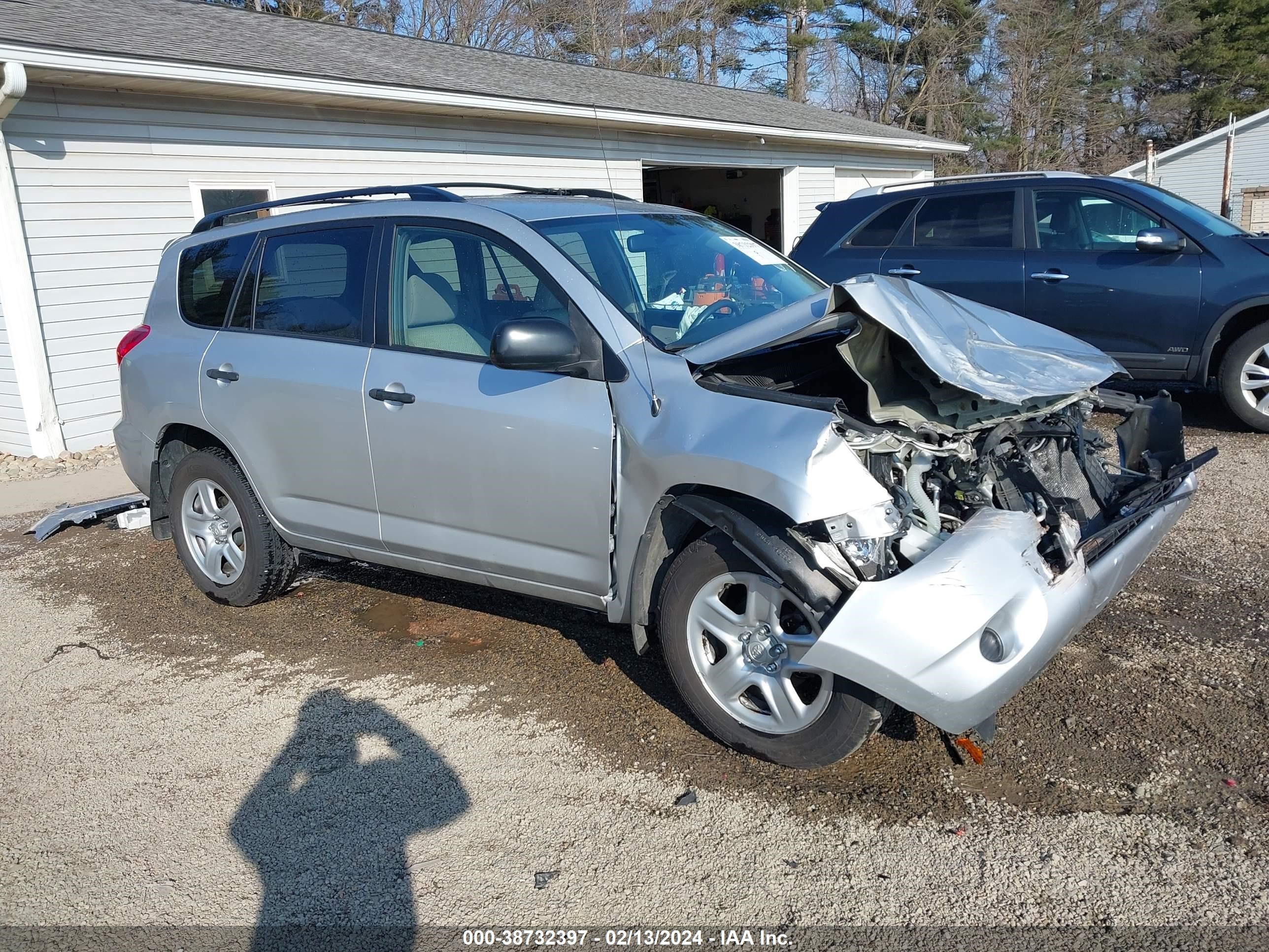 TOYOTA RAV 4 2007 jtmbd33v676030150