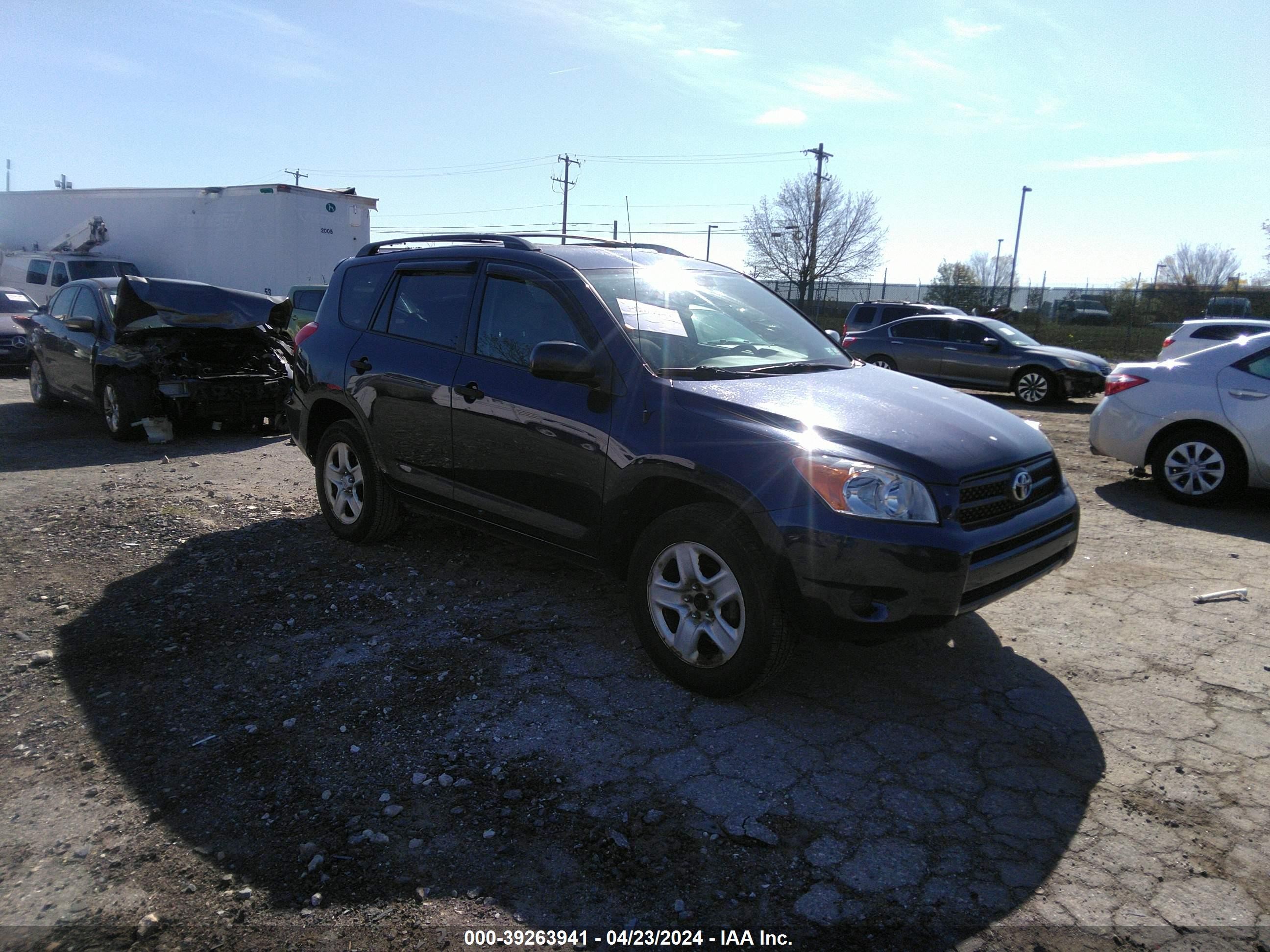 TOYOTA RAV 4 2007 jtmbd33v775110045