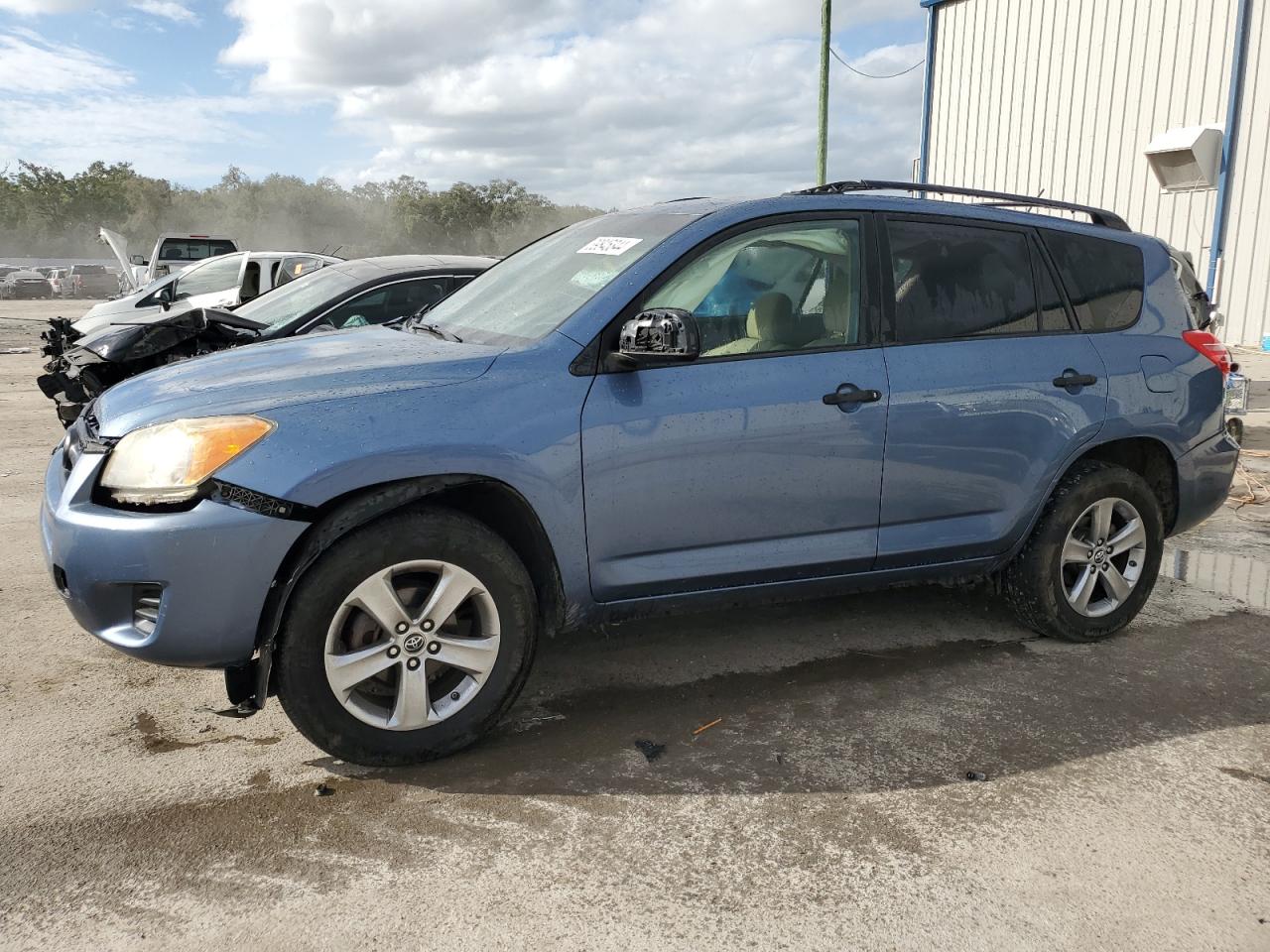 TOYOTA RAV 4 2010 jtmbf4dv8ad024707