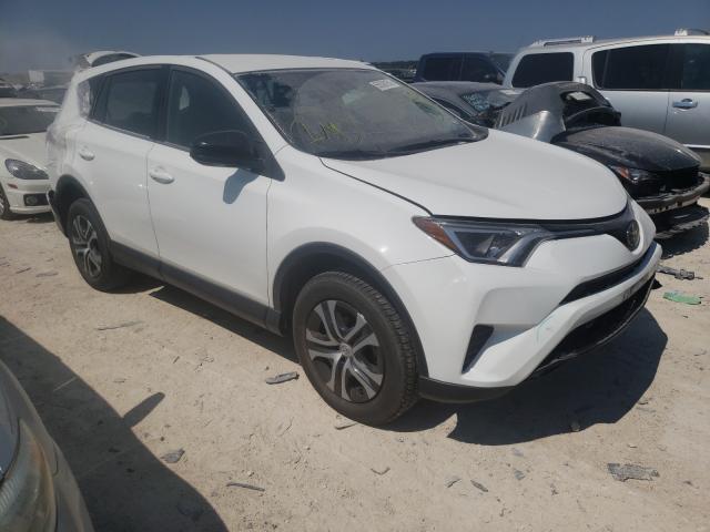 TOYOTA RAV4 LE 2018 jtmbfrev0jj176204