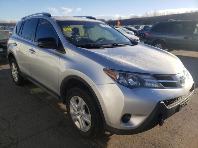 TOYOTA RAV4 LE 2015 jtmbfrev1fj015643