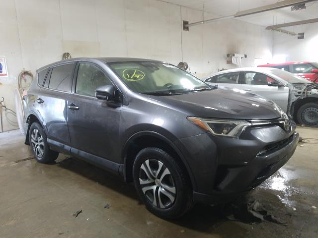 TOYOTA RAV4 LE 2018 jtmbfrev1jj190712