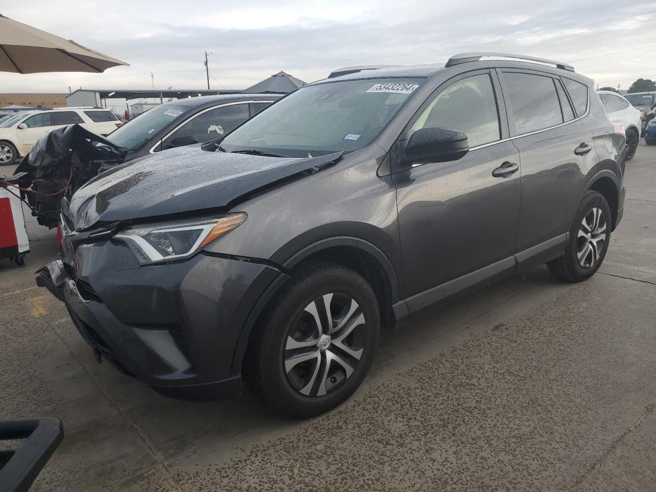 TOYOTA RAV 4 2018 jtmbfrev1jj720001