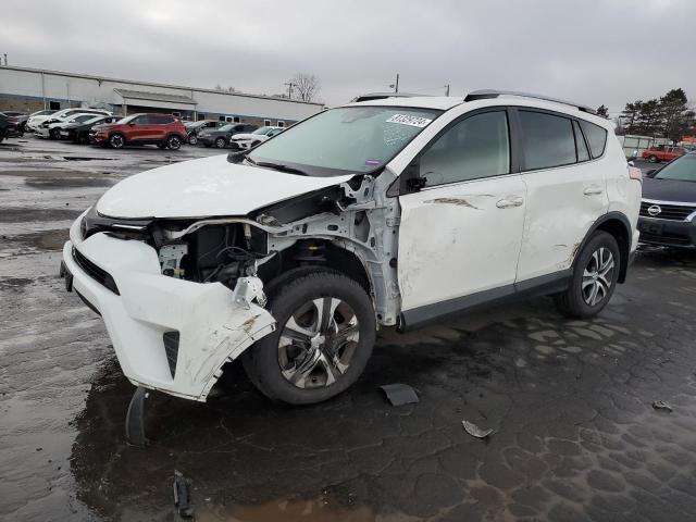 TOYOTA RAV4 LE 2017 jtmbfrev2hj129931