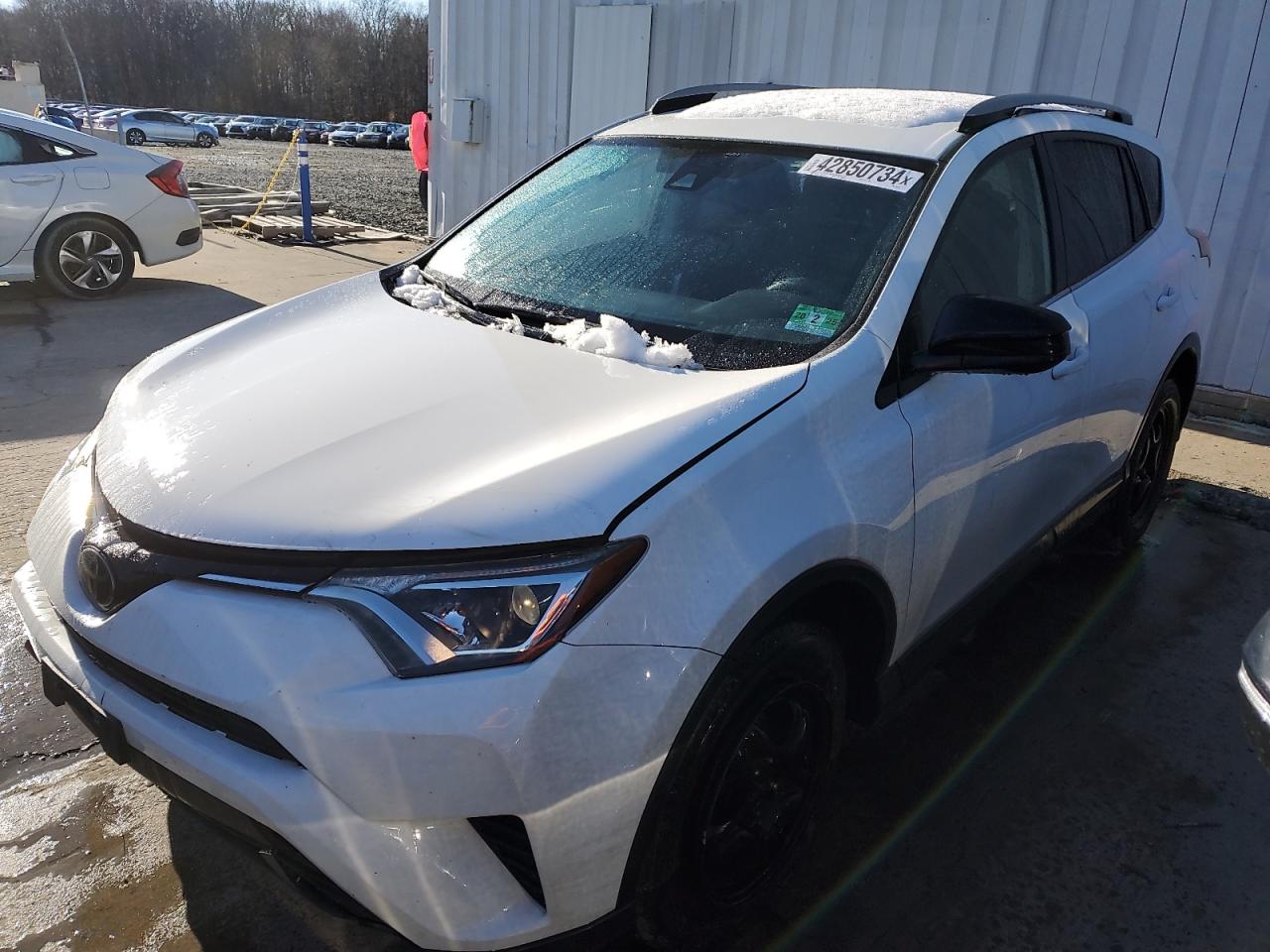 TOYOTA RAV 4 2018 jtmbfrev2jj204312