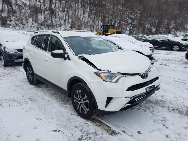 TOYOTA RAV4 LE 2018 jtmbfrev2jj737325