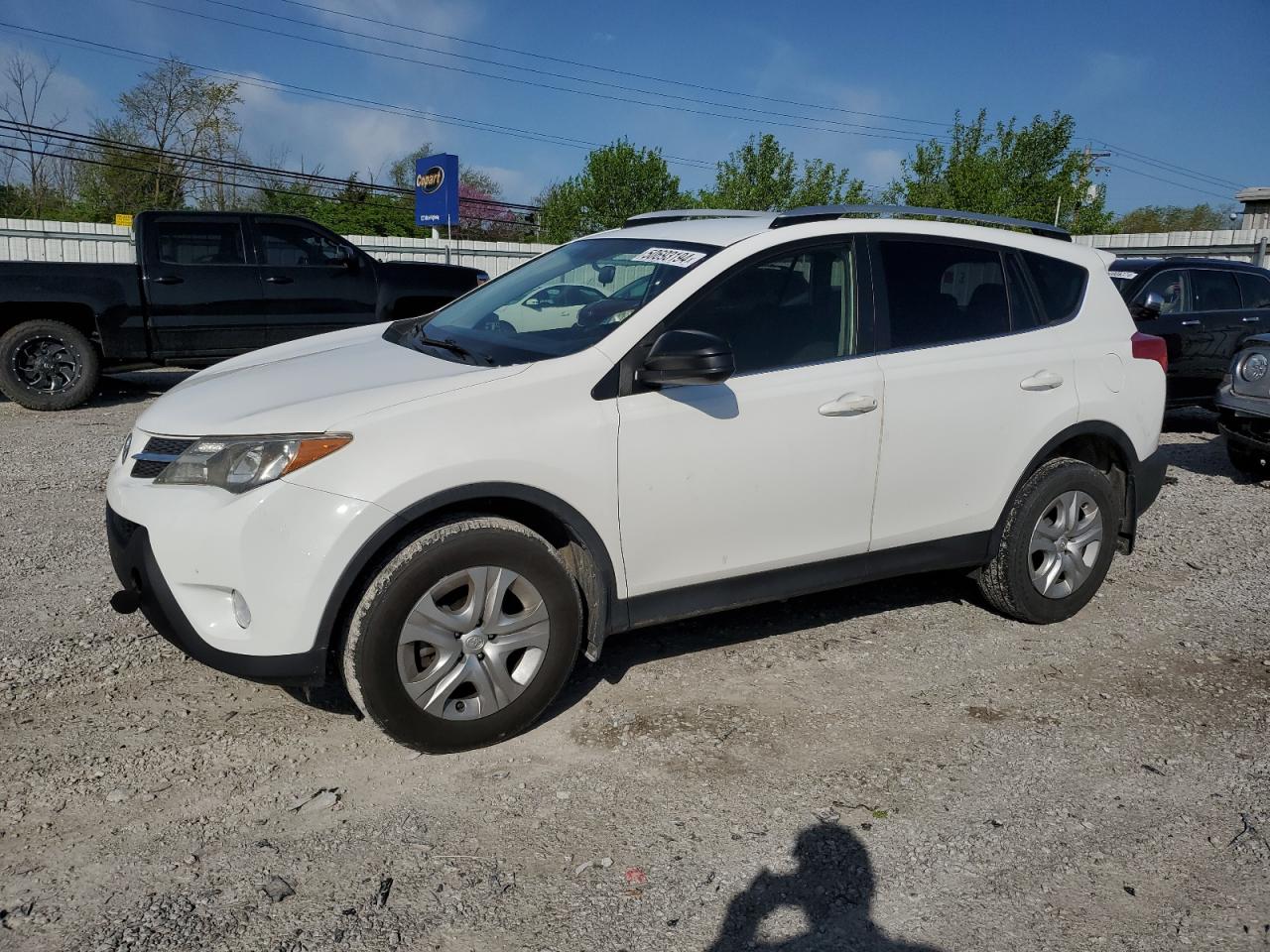 TOYOTA RAV 4 2015 jtmbfrev3fd132090