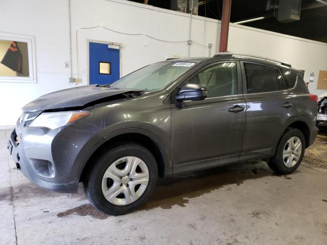 TOYOTA RAV4 LE 2015 jtmbfrev3fj050913