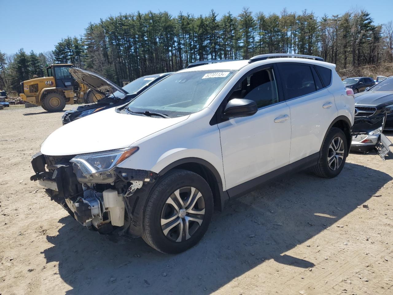 TOYOTA RAV 4 2017 jtmbfrev3hj117206