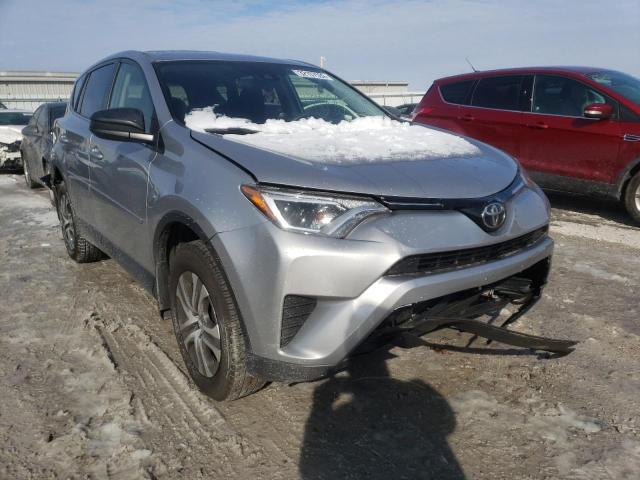 TOYOTA RAV4 LE 2018 jtmbfrev3jd256563