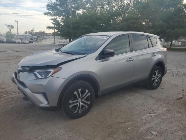 TOYOTA RAV4 LE 2018 jtmbfrev4jj215022