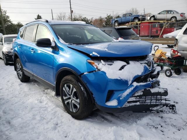 TOYOTA RAV4 LE 2018 jtmbfrev4jj247565