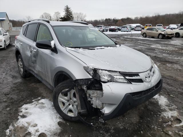 TOYOTA RAV4 LE 2015 jtmbfrev5fj047155