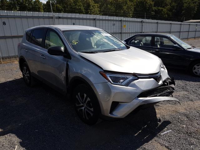 TOYOTA RAV4 LE 2018 jtmbfrev5jj204417