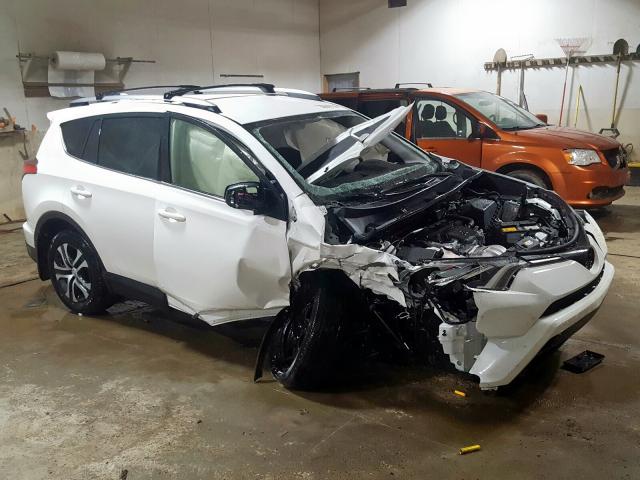 TOYOTA RAV4 LE 2018 jtmbfrev5jj245338