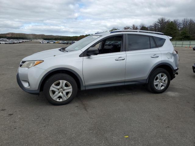 TOYOTA RAV4 LE 2015 jtmbfrev6fj045835