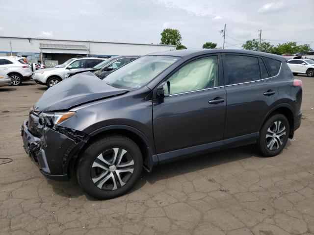 TOYOTA RAV4 LE 2018 jtmbfrev6jj724495