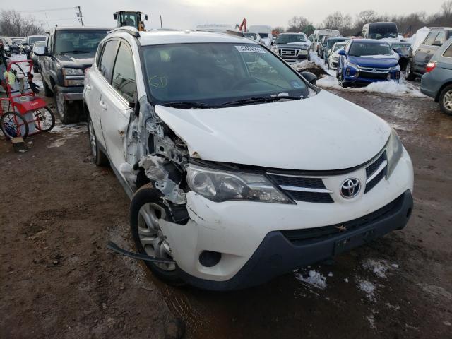 TOYOTA RAV4 LE 2014 jtmbfrev7ed067419