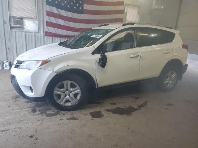 TOYOTA RAV4 LE 2015 jtmbfrev7fd173547