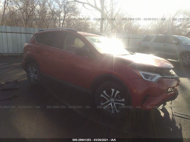 TOYOTA RAV4 2017 jtmbfrev7hj110811