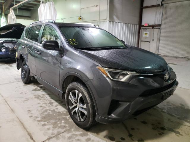 TOYOTA RAV4 LE 2018 jtmbfrev7jj216312