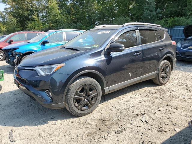 TOYOTA RAV4 LE 2018 jtmbfrev7jj255031