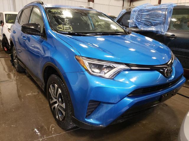 TOYOTA RAV4 LE 2017 jtmbfrev8hd207031