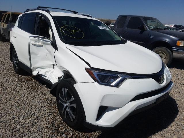 TOYOTA RAV4 LE 2017 jtmbfrev8hj123289