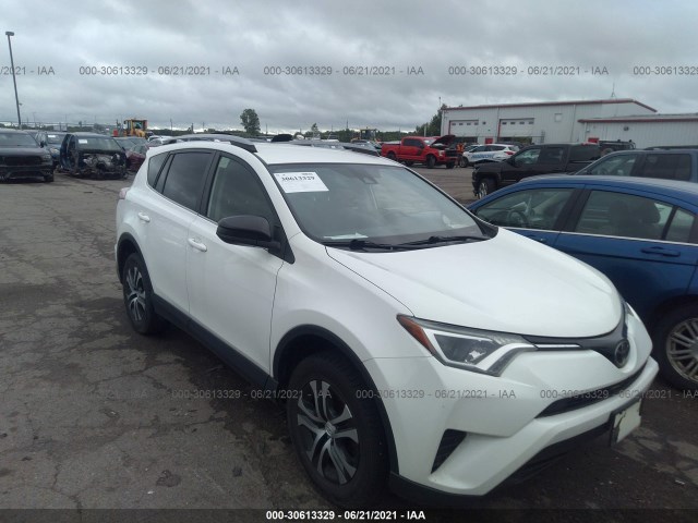 TOYOTA RAV4 2017 jtmbfrev8hj148144