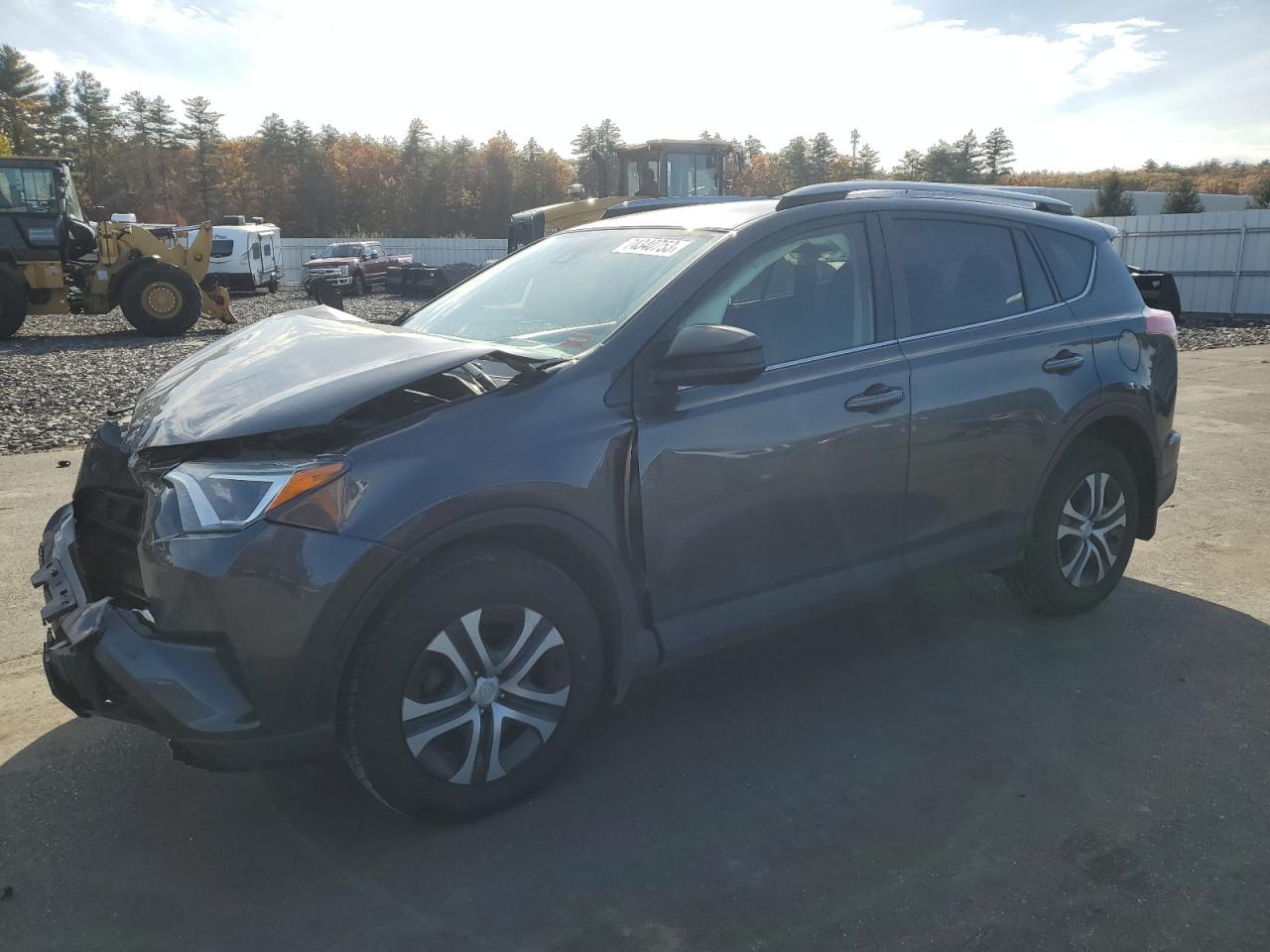 TOYOTA RAV 4 2017 jtmbfrev8hj151111